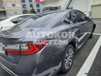 2015, Lexus / es300h, 176443 км., hybrid