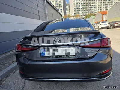 2023, Lexus / ES 300, 51504 км., hybrid