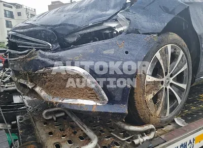 2021, Mercedes-Benz / E 300, VIN: W1KZF5EB3MA884616, hybrid