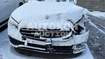 2021, Mercedes-Benz / e300, 112128 км., hybrid, 1991 куб.см.