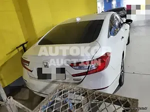 2019, Honda / Accord, VIN: 1HGCV3690KA510471, 76512 км., hybrid