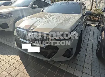 2025, BMW / 530, 15419 км., gas
