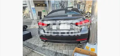 2016, Genesis / G80, 62608 км., gas, 3342 куб.см.
