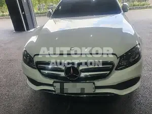 2016, Mercedes-Benz / E 300, 63000 км., gas, 1991 куб.см.