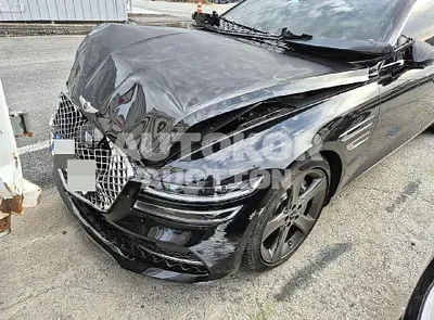 2022, Genesis / G80, 30000 км., gas, 2497 куб.см.