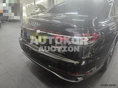 2024, Audi / A8, 100 км., gas