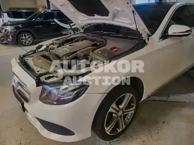 2017, Mercedes-Benz / E 300, VIN: WDDZF4JB3HA070472, 87629 км., gas
