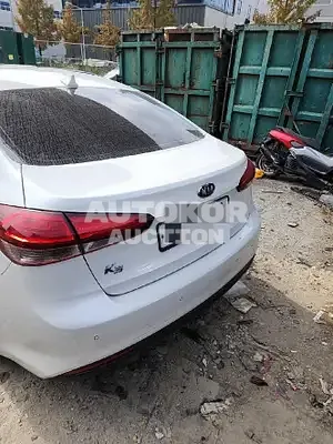 2017, BMW / Z1, VIN: KNAFK412BHA731612, gas, 1591 куб.см.