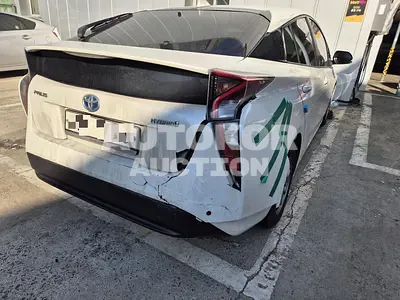 2018, Toyota / Prius, 124889 км., hybrid