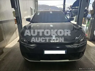 2022, Kia / ev6, VIN: KNAC281CPNA048160, 132901 км., electric