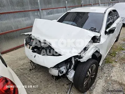 2023, Mercedes-Benz / A-Class, VIN: W1K3F4EB6PJ389945, 30000 км., gas