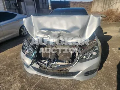 2015, Mercedes-Benz / e300, 214207 км., gas