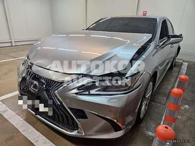 2019, Lexus / es300h, 32616 км., hybrid