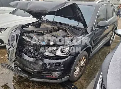 2016, Volkswagen / Tiguan, VIN: WVGZZZ5NZGW514792, diesel