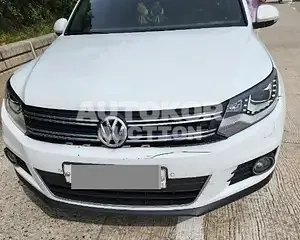 2015, Volkswagen / Tiguan, VIN: WVGZZZ5NZFW576810, diesel