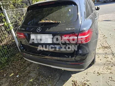 2019, Mercedes-Benz / GLC 350, 70000 км., hybrid
