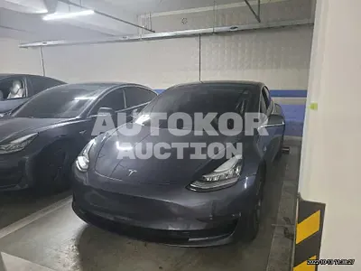 2020, Tesla / Model 3, VIN: 5YJ3E1EB7LF724546, 31997 км., electric