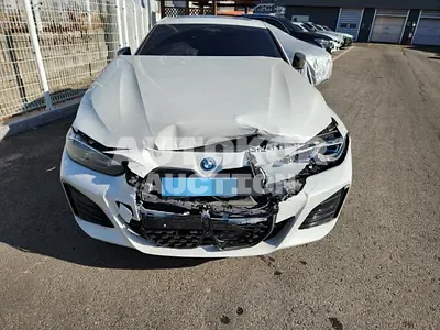 2022, BMW / i4, 49596 км., electric