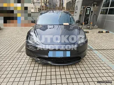 2024, Tesla / Model 3, electric