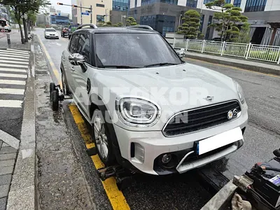 2021, MINI / Countryman, VIN: WMW31BR08N3N65608, 26860 км., gas, 1499 куб.см.