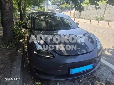 2021, Tesla / Model 3, VIN: 5YJ3E1EC1MF912117, 42480 км., electric, 1 куб.см.