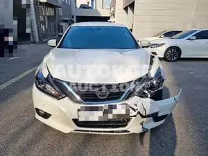 2017, Nissan / Altima, VIN: 1N4AL3AP6HC220185, 80000 км., gas
