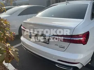 2021, Audi / A6, VIN: WAUZZZF23MN048513, 8246 км., gas