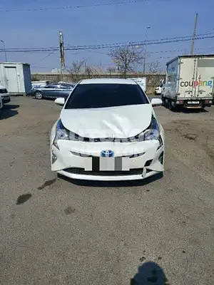 2018, Toyota / Prius, VIN: JTDKBRFUXJ3080523, hybrid