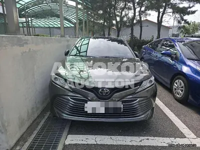 2019, Toyota / Camry, 61627 км., gas