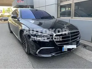 2021, Mercedes-Benz / S 580, 72124 км., gas, 3982 куб.см.
