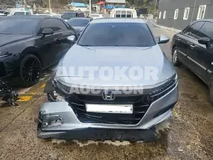 2018, Toyota / Camry, VIN: 1HGCV2630JA510864, gas