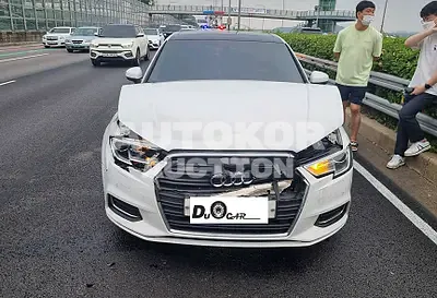 2018, BMW / D4, VIN: WAUZZZ8V1J1082685, gas