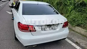 2015, Mercedes-Benz / E 220, 100000 км., diesel, 2143 куб.см.