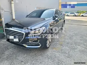 2017, Genesis / G80, VIN: KMHGM41DBHU229022, gas