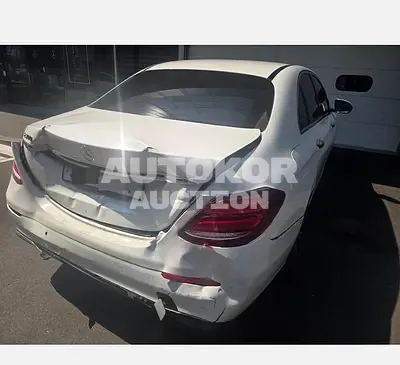 2019, Mercedes-Benz / e300, 79227 км., gas