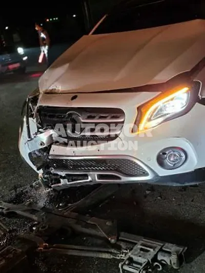 2019, Mercedes-Benz / gla220, VIN: WDCTG4FB2KJ639965, 16171 км., gas