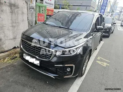 2019, Kia / Carnival, VIN: KNAMC81ABKS592074, 92296 км., diesel