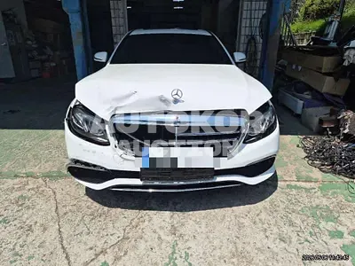 2016, Mercedes-Benz / e220, 141465 км., diesel