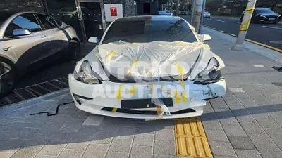 2021, Tesla / Model 3, 150500 км., electric, 236 куб.см.