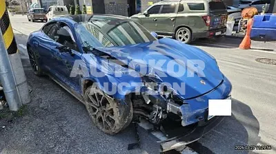 2023, Porsche / Taycan, 30000 км., electric