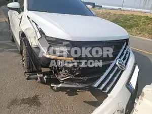 2021, Volkswagen / Tiguan, VIN: WVGZZZ5NZLM173019, diesel