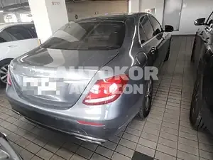 2016, Mercedes-Benz / E 300, 200860 км., gas, 2000 куб.см.