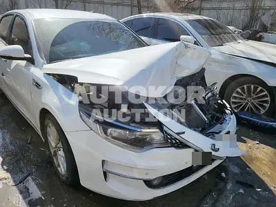 2017, BMW / B5, gas