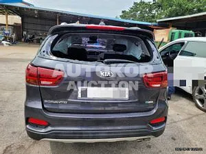 2018, Kia / Sorento, VIN: KNAPS81ABJA437137, 77373 км., diesel