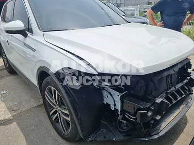 2023, Volkswagen / Tiguan, VIN: WVGGZZ5N2PW004561, 5000 км., diesel, 2000 куб.см.