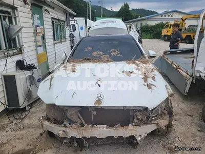 2019, Mercedes-Benz / E 300, VIN: WDDZF4KB2KA668901, 62377 км., gas