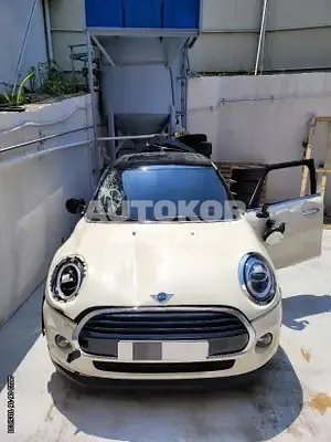 2019, MINI / Cooper, VIN: WMWXV7107L2L98479, 7215 км., gas