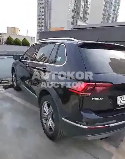 2018, Volkswagen / Tiguan, VIN: WVGZZZ5NZJW967357, diesel