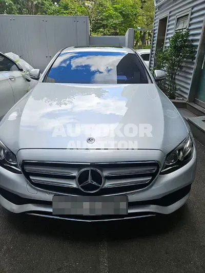 2019, Mercedes-Benz / E 220, 130000 км., diesel