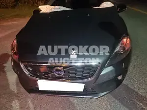 2015, Volvo / V40, VIN: YV1MZA8KDG2090204, diesel